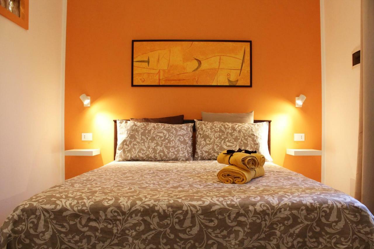 Il Giardino Di Laura Private Rooms Монделло Екстер'єр фото